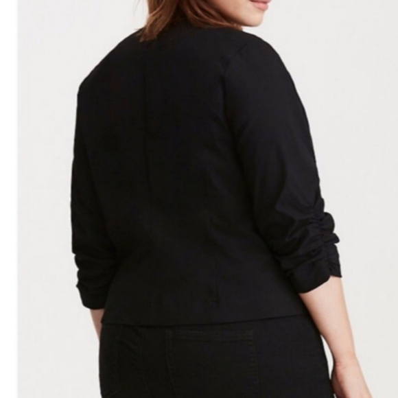 Torrid Black Blazer Size 00 - Picture 2 of 4